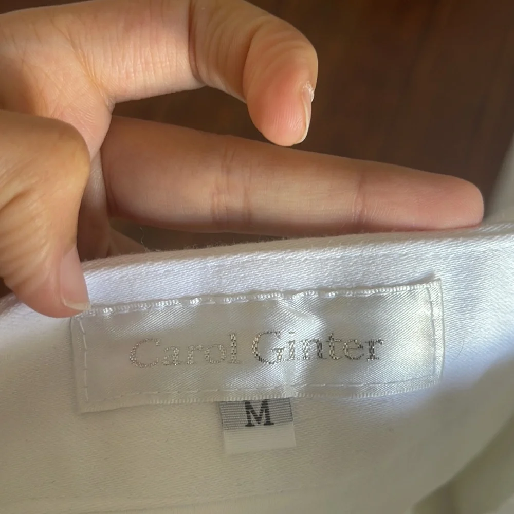 Venezuelan designer skirt. Brand: Carol Ginter - Picture 4 of 4